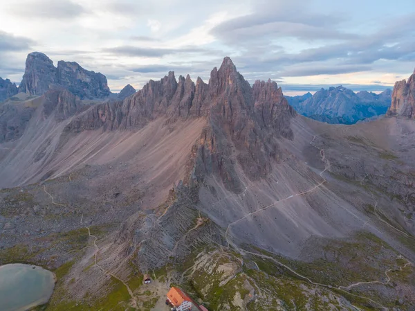 Rifugio Auronzo Chiesetta Degli Alpini Parque Nacional Tre Cime Lavaredo —  Fotos de Stock