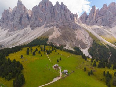 Rifugio Odle Geisler Bağışı