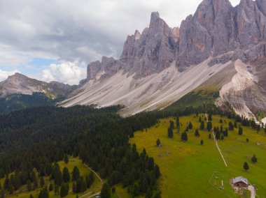 Rifugio Odle Geisler Bağışı