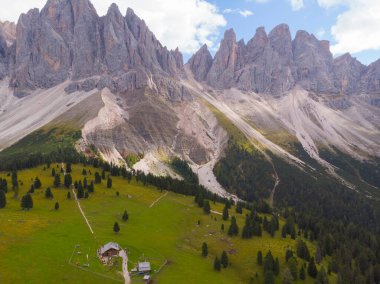 Rifugio Odle Geisler Bağışı