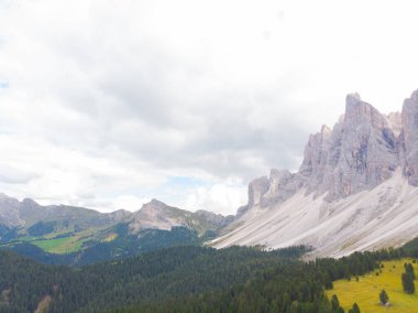 Rifugio Odle Geisler Bağışı