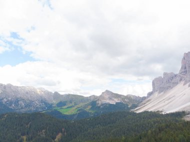 Rifugio Odle Geisler Bağışı
