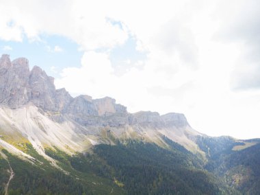 Rifugio Odle Geisler Bağışı