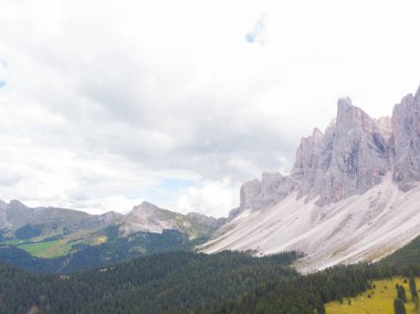 Rifugio Odle Geisler Bağışı