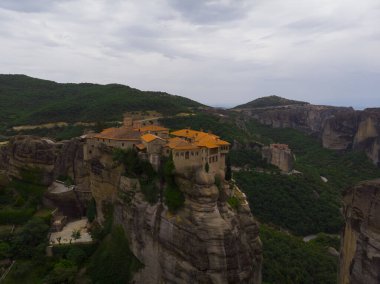 Meteora, Yunanistan. eski şehir hava manzarası