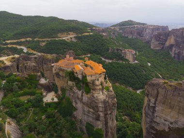 Meteora, Yunanistan. eski şehir hava manzarası