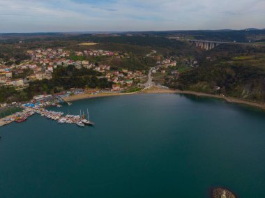 Yavuz Sultan Selim Köprüsü Havalimanı, İstanbul. Coronavirus 'un ortasında sokaklar bomboş. Mega City' de tecrit var. En uzunlarından biri..