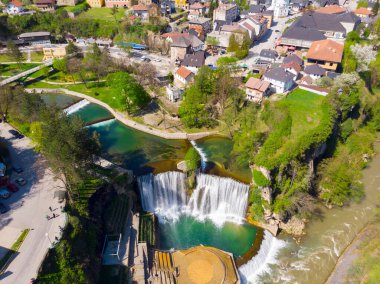 Jajce kasabası ve Pliva Şelalesi, Bosna-Hersek.