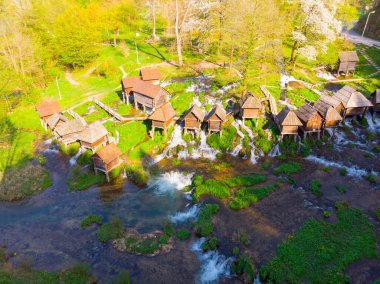 Jajce kasabası ve Pliva Şelalesi, Bosna-Hersek.