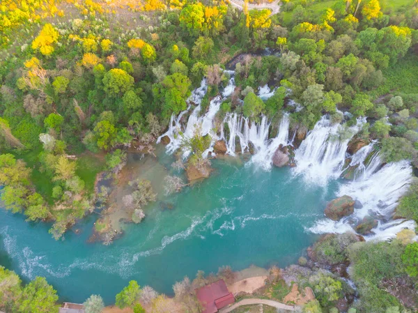 Водопад Кравица Часто Ошибочно Называемый Кравицей Представляет Собой Большой Водный — стоковое фото