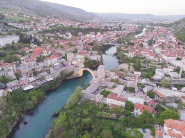 Bosna-Hersek - Mostar Köprüsü hava görüntüsü