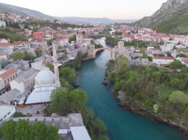 Bosna-Hersek - Mostar Köprüsü hava görüntüsü