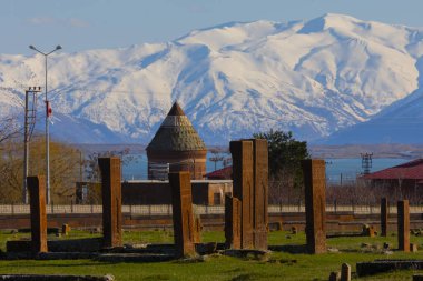 Ahlat 'ın Seljuk Mezarlığı, Ortaçağ İslam mezarı..