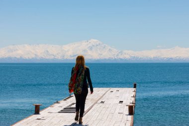 Carpanak adası ve Suphan dağı / VAN - Türkiye