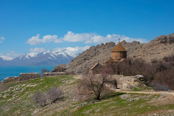 Iglesia Santa Cruz Catedral Armenia Isla Akdamar Pavo Nublado Decoración — Foto de Stock