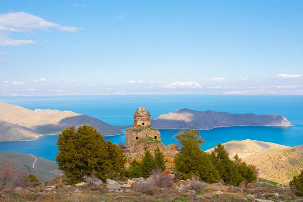 Ruïnes Van Altinsac Kerk Aan Het Van Meer Turkije Religie — Stockfoto