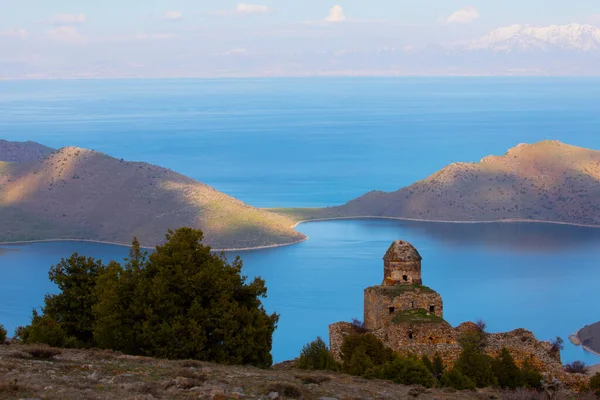 Ruinerna Altinsac Kyrka Vid Sjön Van Turkiet Religion Akdamar — Stockfoto