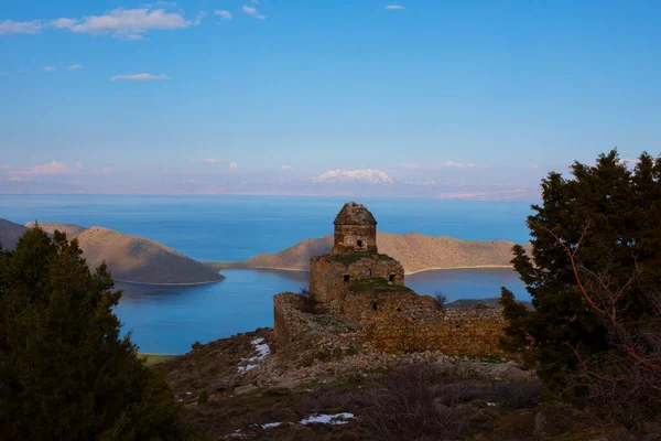 Ruinas Iglesia Altinsac Lago Van Turquía Religión Akdamar — Foto de Stock