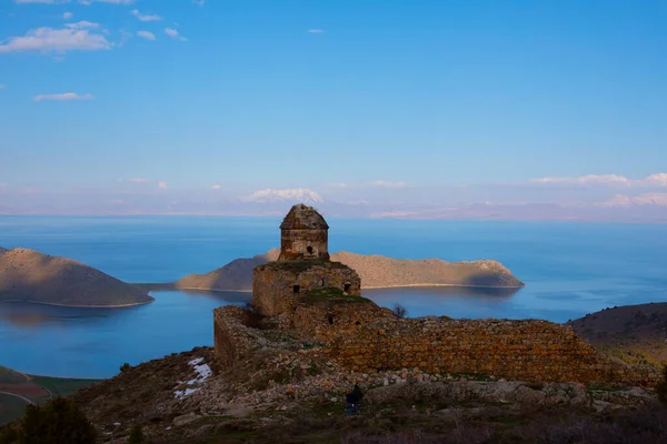 Ruïnes Van Altinsac Kerk Aan Het Van Meer Turkije Religie — Stockfoto