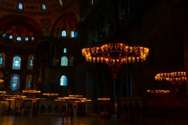 Santa Sofía Iglesia Mezquita Estambul Monumento Mundialmente Famoso Arquitectura Bizantina —  Fotos de Stock