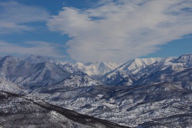 Tunceli-Mercan Dağları (Munzur) 3370 m. Kuzey Anadolu Dağları ve Güney Doğu Taurus Dağları çevresindeki Tunceli ve Erzincan illeri arasında yükselen merkez Taurus Dağları 'nın uzantısıdır..