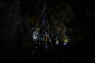 Sinop, Türkiye 'deki İnalti Mağarası. Nalt Magarasi Sinop 'ta ziyaret edilecek en popüler yerlerden biridir..
