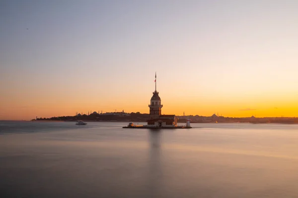 Istanbul Stad Zonsondergang Mooiste Uitzichttorenmaiden Tower Nieuwe Moskee Blauwe Moskee — Stockfoto
