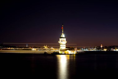 İstanbul şehri ve gün batımı, en güzel manzaralı Kule, Yeni Cami, Mavi Cami, Ayasofya, eski saat, topkapı sarayı, İstanbul 'un en güzel manzarası ve gün batımı.