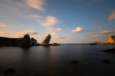 Uzun pozlama tekniği ve İstanbul Deniz Kenarı ve Agva Sahili, şehirden uzak gece kamp alanı.