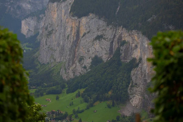 Berühmtes Lauterbrunnental Mit Traumhaftem Wasserfall Und Schweizer Alpen Hintergrund Berner — Stockfoto