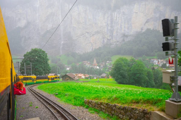 Lauterbrunnen Valley Village Lauterbrunnen Staubbach Fall Lauterbrunnen Wall Swiss Alps — Φωτογραφία Αρχείου