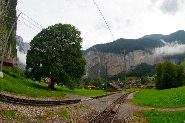 Pohled Lauterbrunnen Valley Wengernalp Railway — Stock fotografie