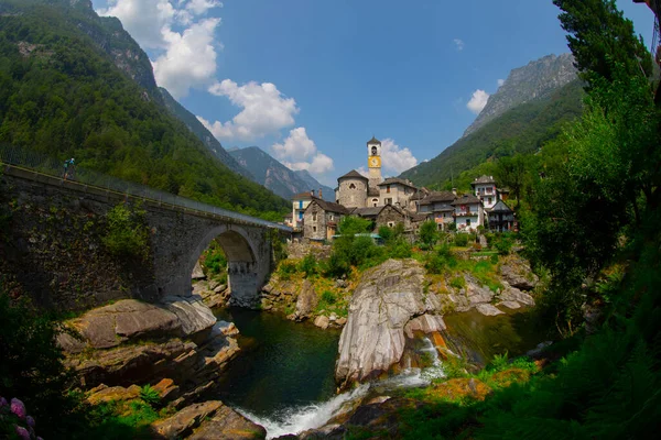 Lavertezzo Valle Verzasca Alpy Szwajcarskie Szwajcaria — Zdjęcie stockowe