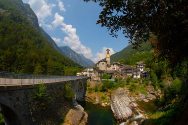 Lavertezzo Köyü, Valle Verzasca, Ticino, İsviçre