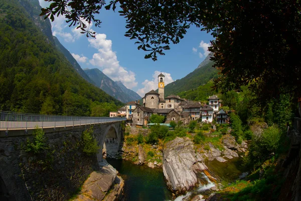 Village Lavertezzo Valle Verzasca Tessin Suisse — Photo