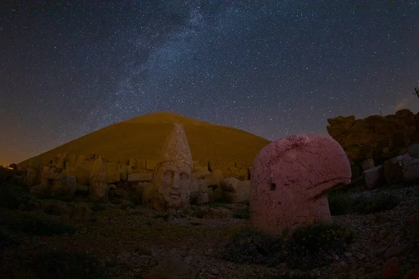 Stjärnspår Statyer Nemrut Mountain National Park Kahta Adiyaman Turkiet — Stockfoto