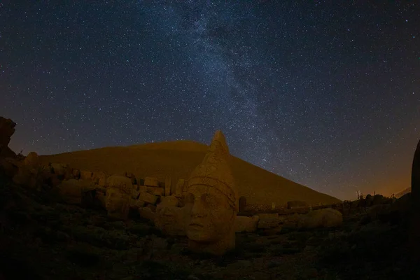 Senderos Estelares Estatuas Parque Nacional Montaña Nemrut Kahta Adiyaman Turquía —  Fotos de Stock