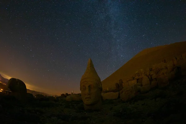 Nemrut Dağı Milli Parkındaki Yıldız Heykeli Izleri Kahta Adiyaman Türkiye — Stok fotoğraf