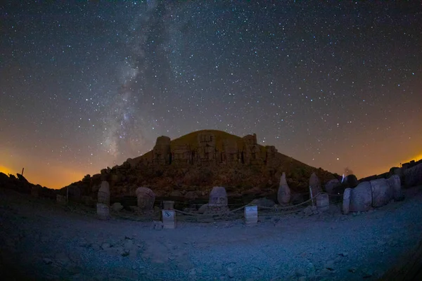 Stjärnspår Statyer Nemrut Mountain National Park Kahta Adiyaman Turkiet — Stockfoto