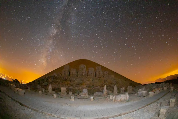 Senderos Estelares Estatuas Parque Nacional Montaña Nemrut Kahta Adiyaman Turquía —  Fotos de Stock