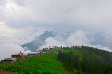 Pokut Platosu Rize Camlihemsin, Pokut Platosu Karadeniz ve Türkiye. Rize, Türkiye.