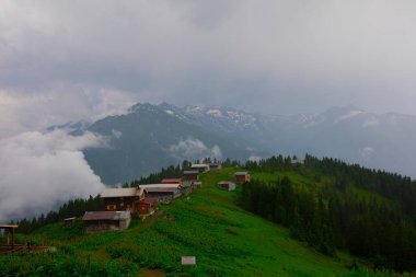Pokut Platosu Rize Camlihemsin, Pokut Platosu Karadeniz ve Türkiye. Rize, Türkiye.
