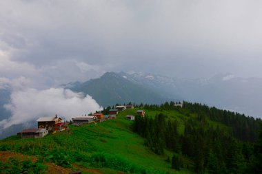 Pokut Platosu Rize Camlihemsin, Pokut Platosu Karadeniz ve Türkiye. Rize, Türkiye.