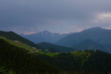 Pokut Platosu Rize Camlihemsin, Pokut Platosu Karadeniz ve Türkiye. Rize, Türkiye.
