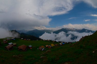 Kackar dağları ve sal yaylaları, chaletler