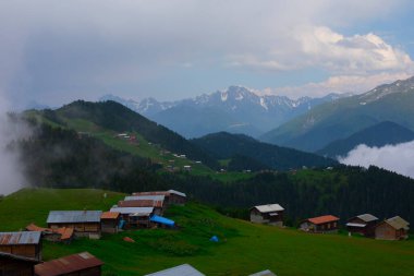Kackar dağları ve sal yaylaları, chaletler