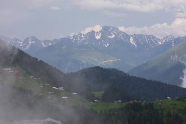Kackar dağları ve sal yaylaları, chaletler