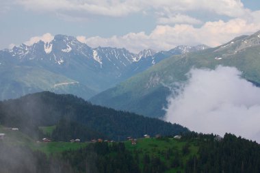 Kackar dağları ve sal yaylaları, chaletler