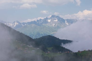 Kackar dağları ve sal yaylaları, chaletler