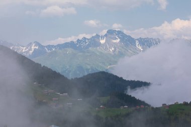 Kackar dağları ve sal yaylaları, chaletler